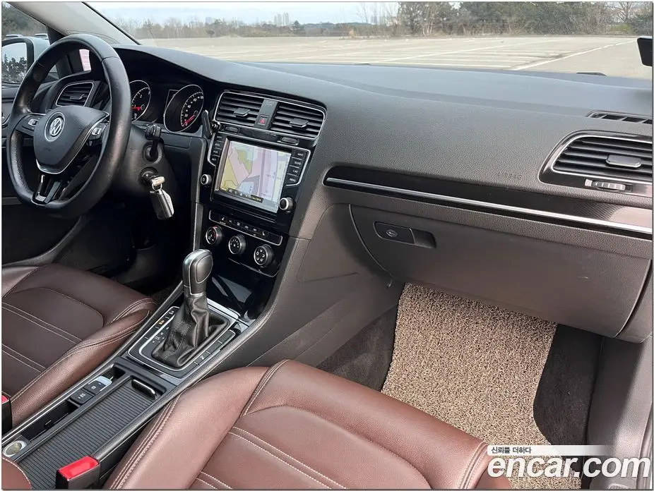 Volkswagen Golf 2014 1.6 автомат (гидро), фото 12