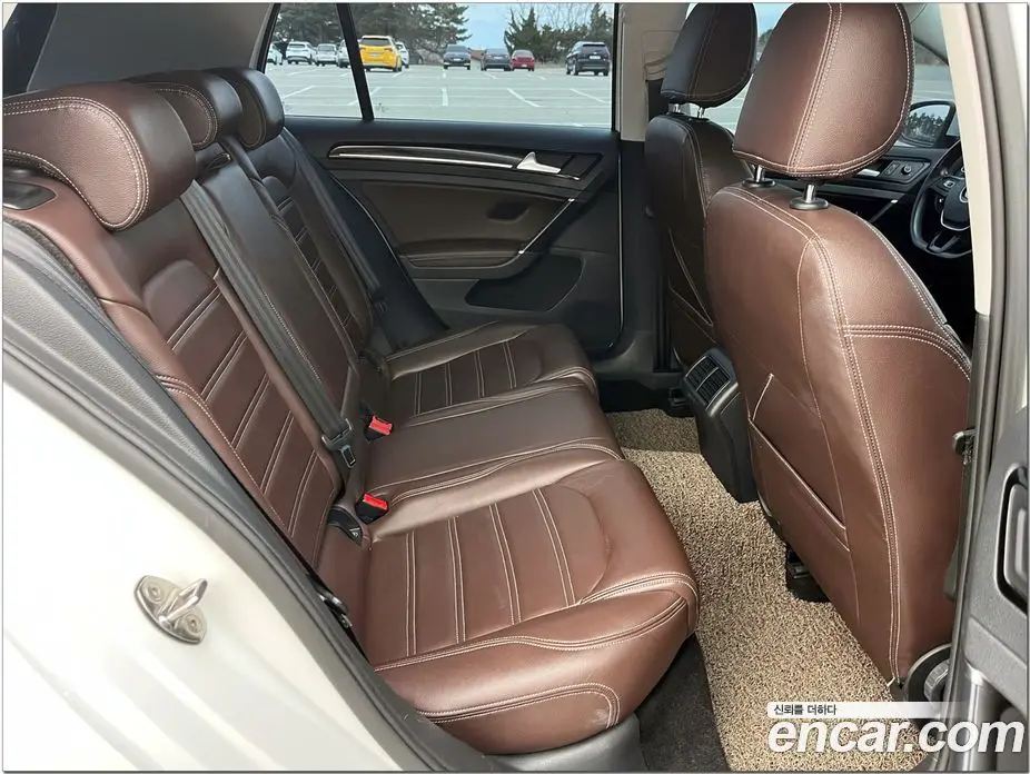 Volkswagen Golf 2014 1.6 автомат (гидро), фото 15