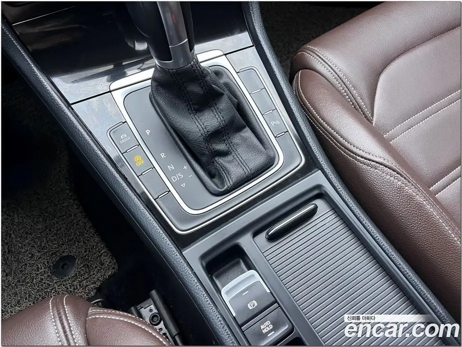 Volkswagen Golf 2014 1.6 автомат (гидро), фото 20
