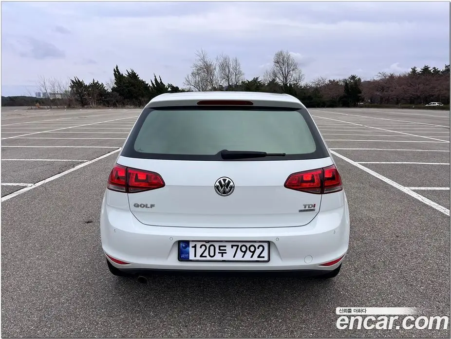 Volkswagen Golf 2014 1.6 автомат (гидро), фото 6