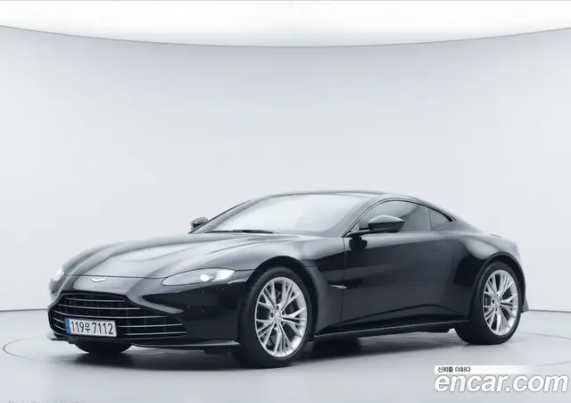 Aston Martin Vantage, 2022, 37 000 км