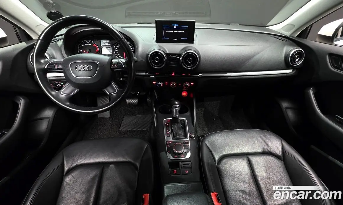 Audi A3 2014 1.6 автомат (гидро), фото 7