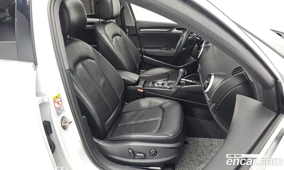 Audi A3 2020 2.0 автомат (гидро), фото 12