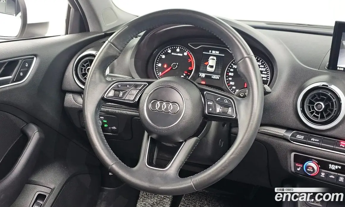 Audi A3 2020 2.0 автомат (гидро), фото 13