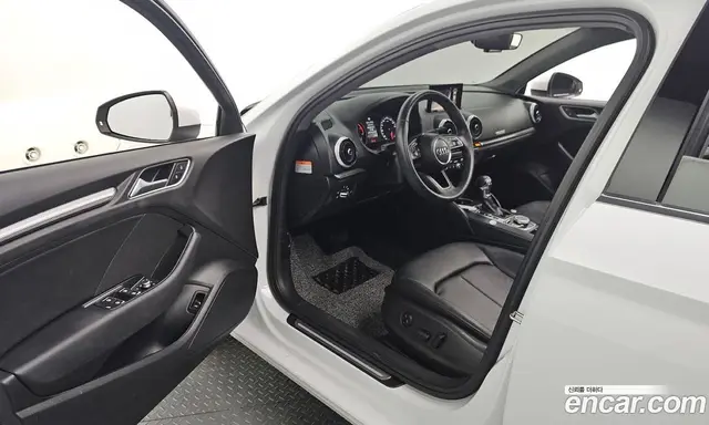 Audi A3 2020 2.0 автомат (гидро), миниатюра 10