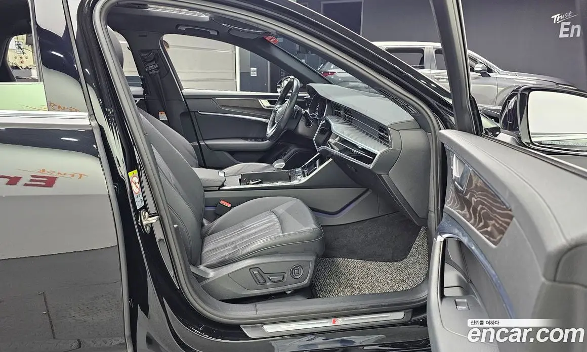 Audi A6 2020 2.0 автомат (гидро), фото 11 Audi A6 2020 2.0 автомат (гидро), фото 11
