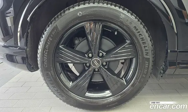 Audi Q4 e-tron 2022 0.2 автомат (гидро), миниатюра 5