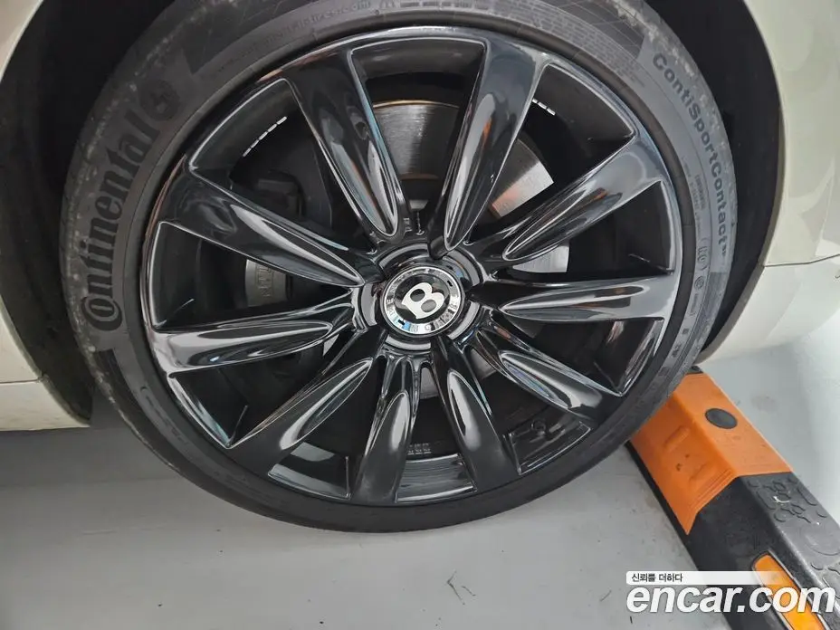 Bentley Flying Spur 2015 6.0 автомат (гидро), фото 14