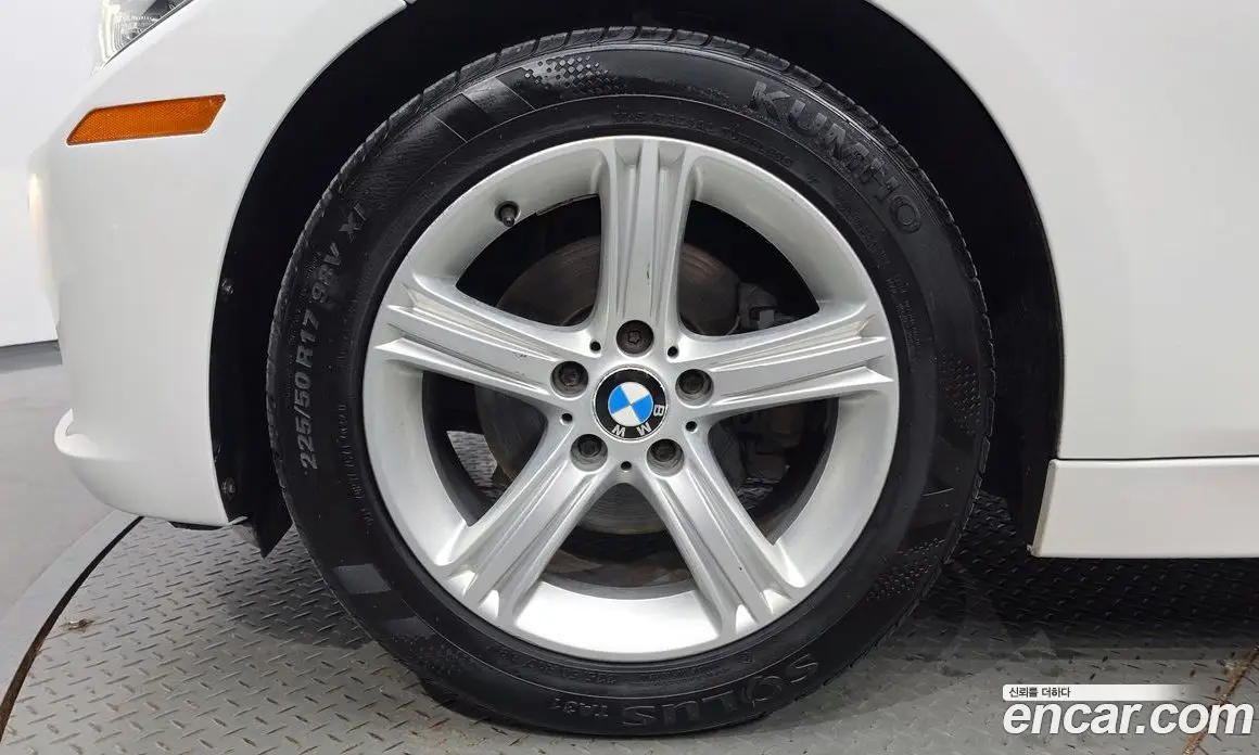 BMW 3 серия 2014 2.0 автомат (гидро), фото 5