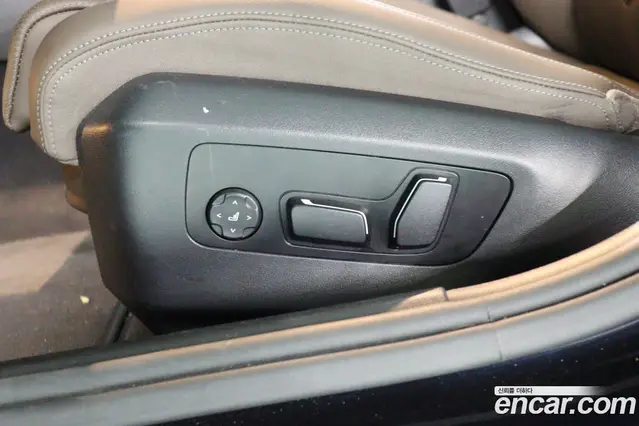 BMW 5 серия 2023 2.0 автомат (гидро), миниатюра 9 BMW 5 серия 2023 2.0 автомат (гидро), миниатюра 9