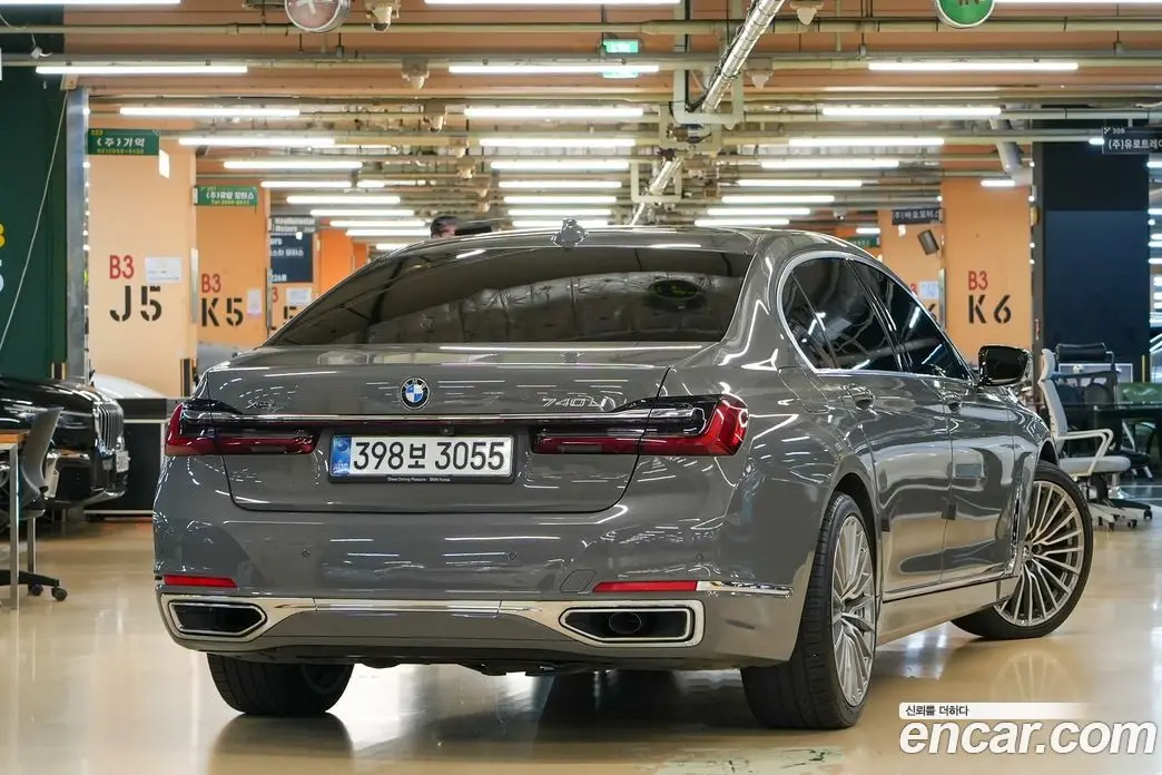 BMW 7 серия 2021 3.0 автомат (гидро), фото 17