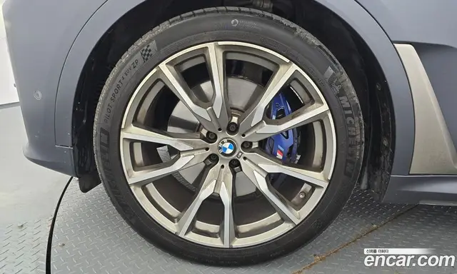 BMW X7 2020 4.4 автомат (гидро), миниатюра 5