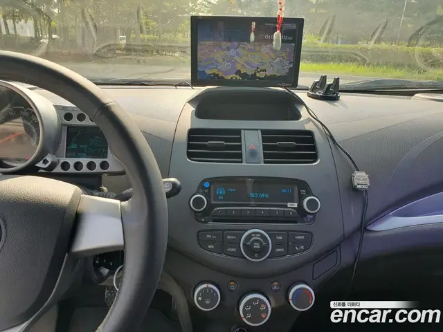 Chevrolet Spark 2013 1.0 автомат (гидро), миниатюра 11