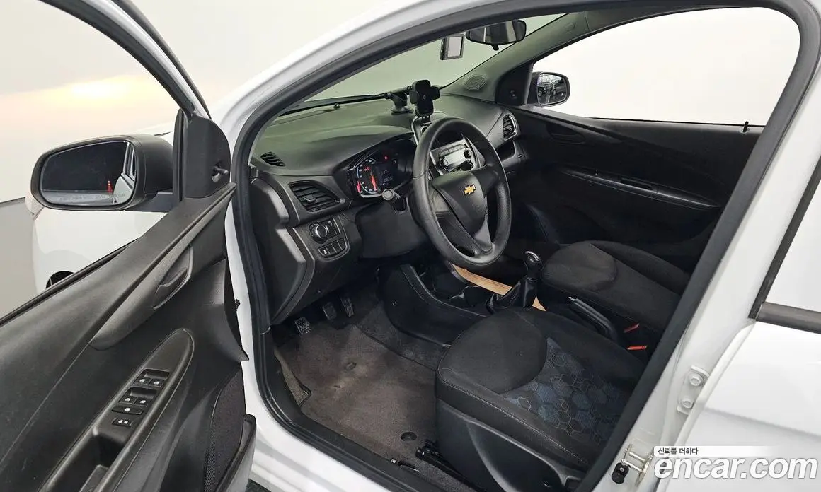 Chevrolet Spark 2017 1.0 механика, фото 10 Chevrolet Spark 2017 1.0 механика, фото 10