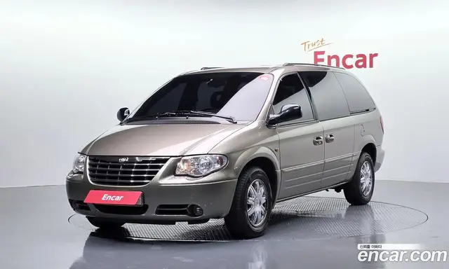 Chrysler Grand Voyager, 2004, 39 685 км