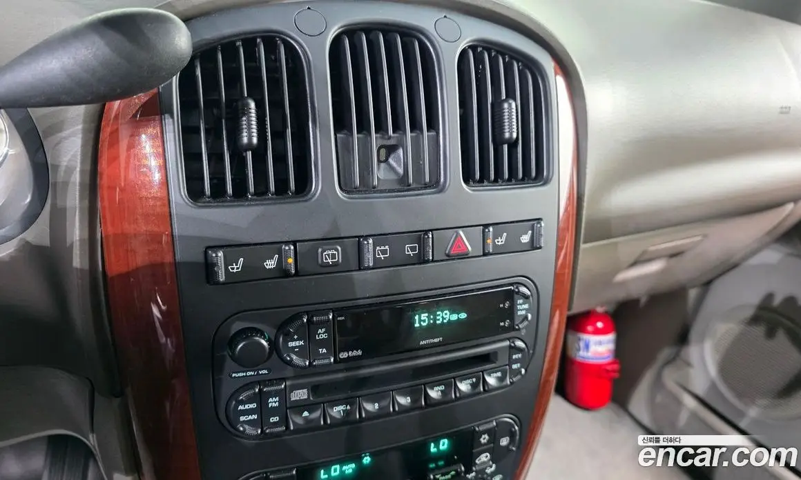 Chrysler Grand Voyager 2004 3.3 автомат (гидро), фото 15