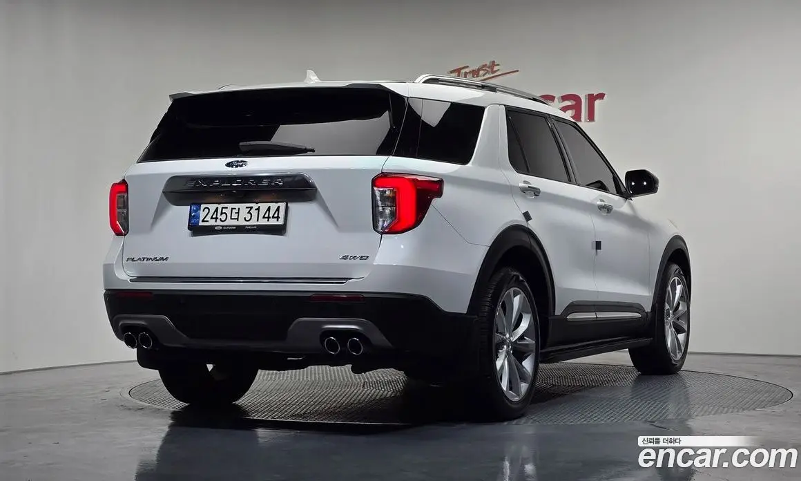 Ford Explorer 2023 3.0 автомат (гидро), фото 2 Ford Explorer 2023 3.0 автомат (гидро), фото 2