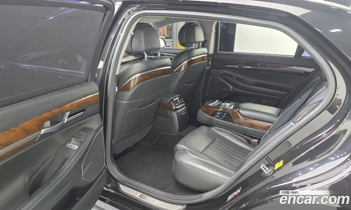 Genesis EQ900 2017 3.8 автомат (гидро), фото 11