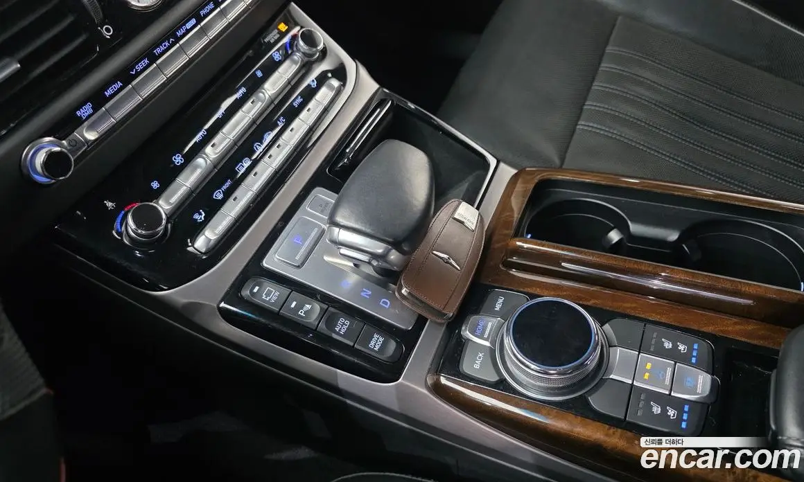Genesis EQ900 2017 3.8 автомат (гидро), фото 9