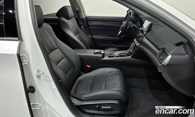 Honda Accord 2022 2.0 автомат (гидро), миниатюра 12