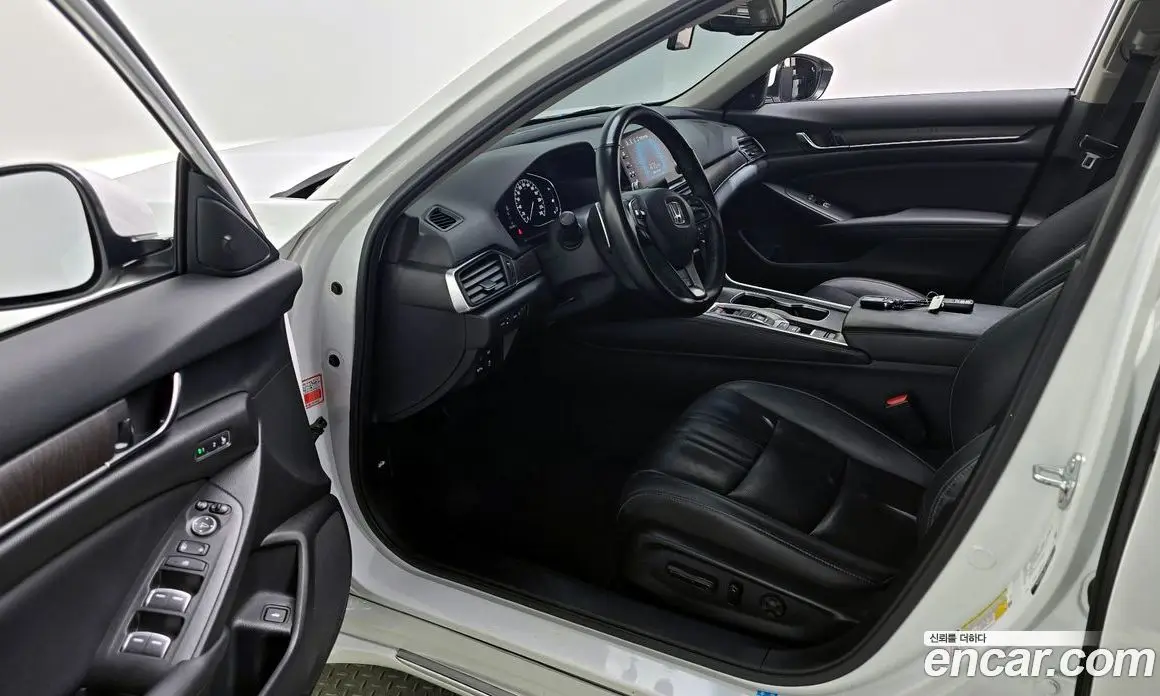 Honda Accord 2022 2.0 автомат (гидро), фото 10 Honda Accord 2022 2.0 автомат (гидро), фото 10