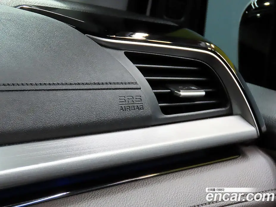 Honda Odyssey 2019 3.5 автомат (гидро), фото 15