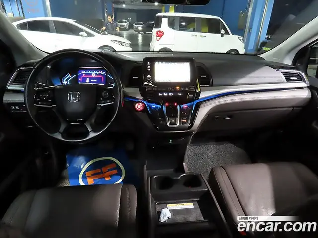 Honda Odyssey 2019 3.5 автомат (гидро), миниатюра 7