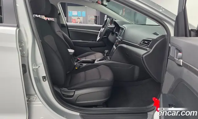 Hyundai Avante 2020 1.6 автомат (гидро), миниатюра 11