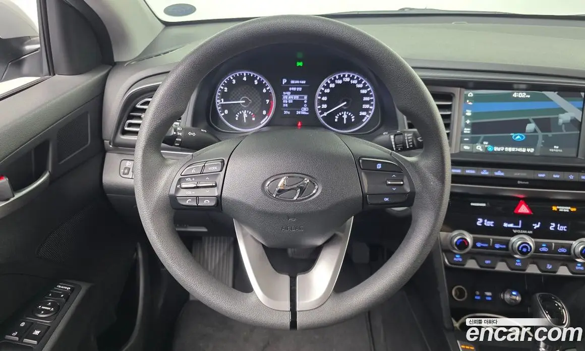 Hyundai Avante 2020 1.6 автомат (гидро), фото 13