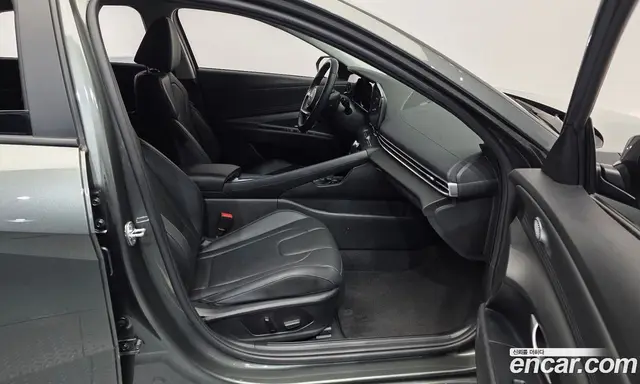 Hyundai Avante 2022 1.6 автомат (гидро), миниатюра 11 Hyundai Avante 2022 1.6 автомат (гидро), миниатюра 11