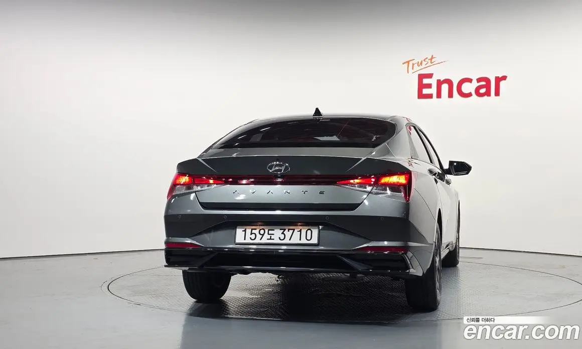 Hyundai Avante 2022 1.6 автомат (гидро), фото 4 Hyundai Avante 2022 1.6 автомат (гидро), фото 4