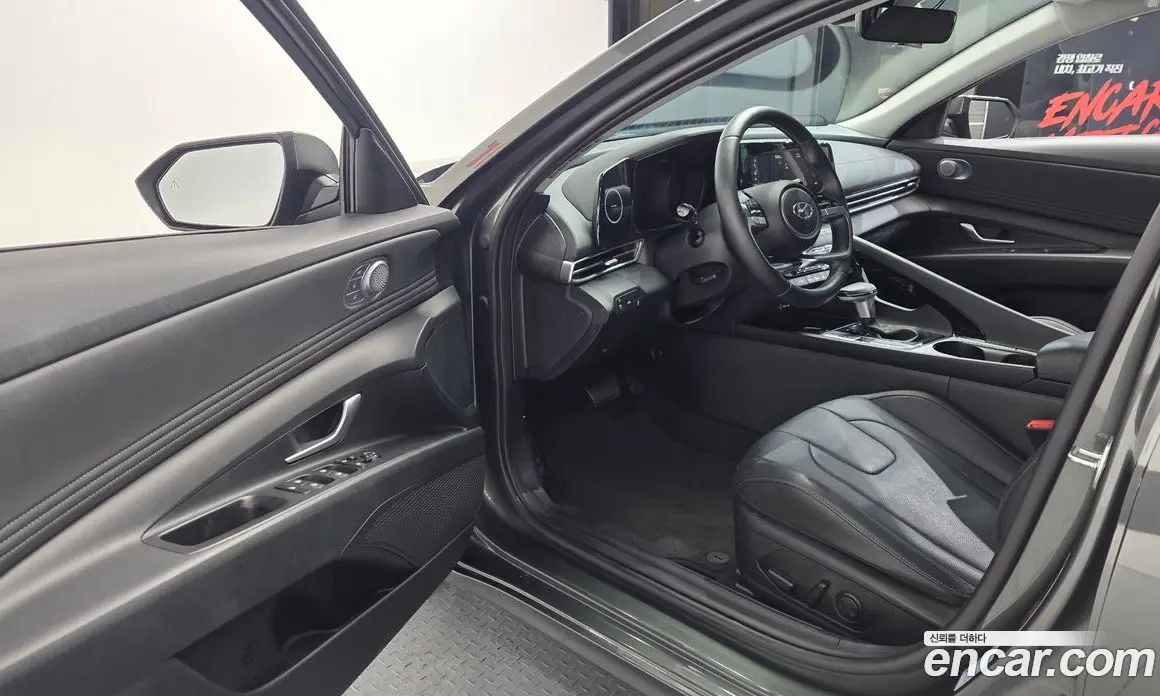 Hyundai Avante 2022 1.6 автомат (гидро), фото 10 Hyundai Avante 2022 1.6 автомат (гидро), фото 10