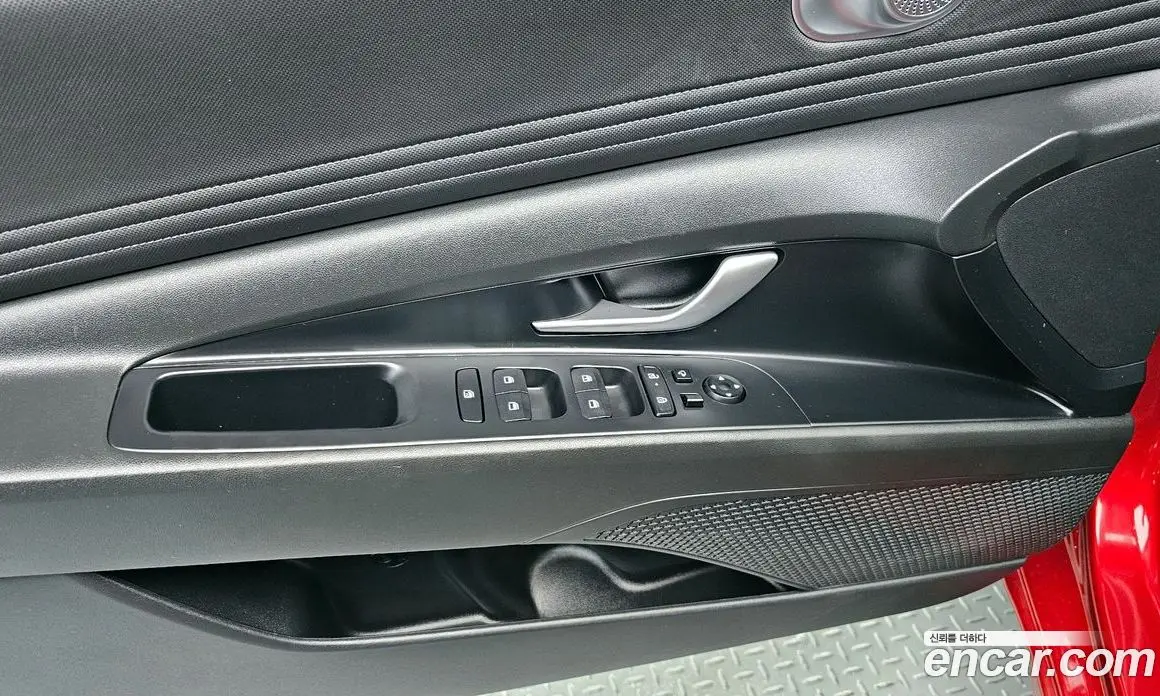 Hyundai Avante 2023 1.6 автомат (гидро), фото 17