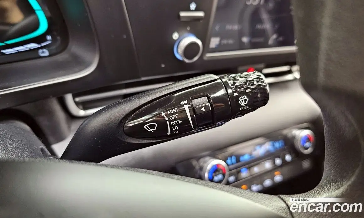Hyundai Avante 2023 1.6 автомат (гидро), фото 18