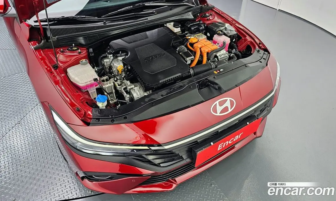Hyundai Avante 2023 1.6 автомат (гидро), фото 6