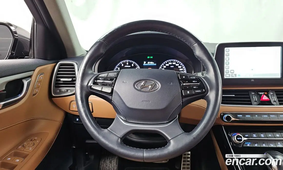 Hyundai Grandeur 2018 3.3 автомат (гидро), фото 13