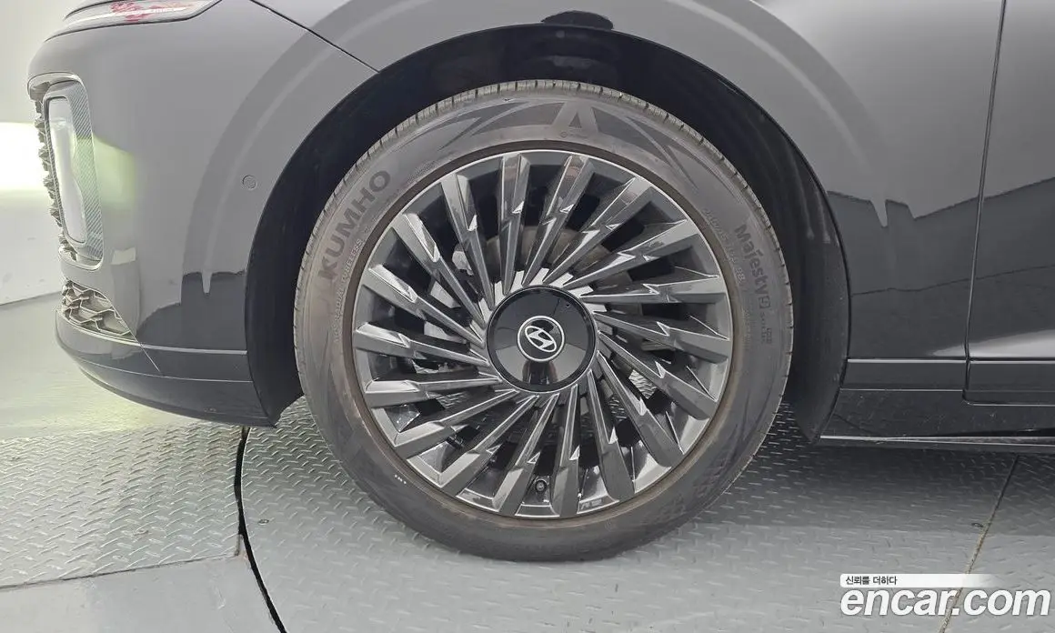 Hyundai Grandeur 2023 1.6 автомат (гидро), фото 5