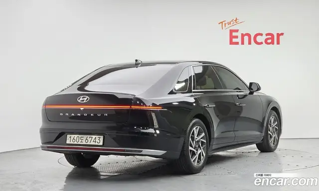 Hyundai Grandeur 2023 2.5 автомат (гидро), миниатюра 2