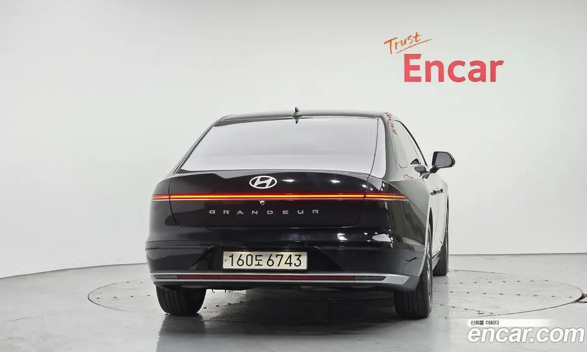 Hyundai Grandeur 2023 2.5 автомат (гидро), фото 4