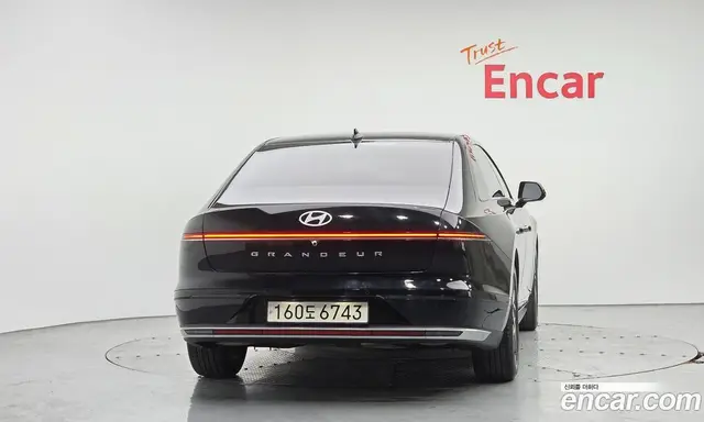 Hyundai Grandeur 2023 2.5 автомат (гидро), миниатюра 4