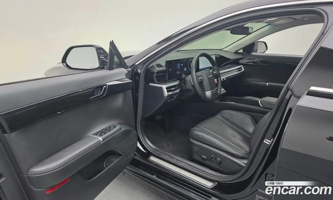Hyundai Grandeur 2023 2.5 автомат (гидро), фото 10