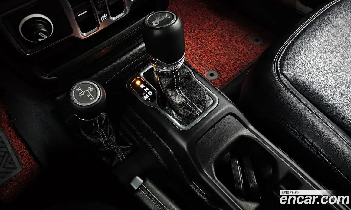Jeep Wrangler 2019 2.0 автомат (гидро), фото 9