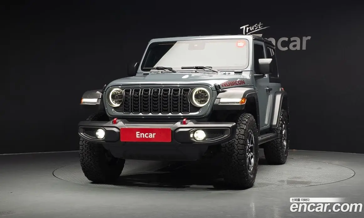 Jeep Wrangler 2024 2.0 автомат (гидро), фото 3
