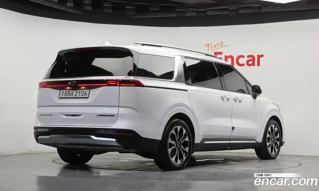 Kia Carnival 2021 2.2 автомат (гидро), миниатюра 2