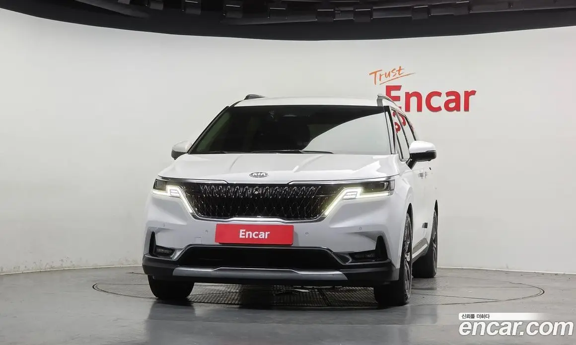 Kia Carnival 2021 2.2 автомат (гидро), фото 3