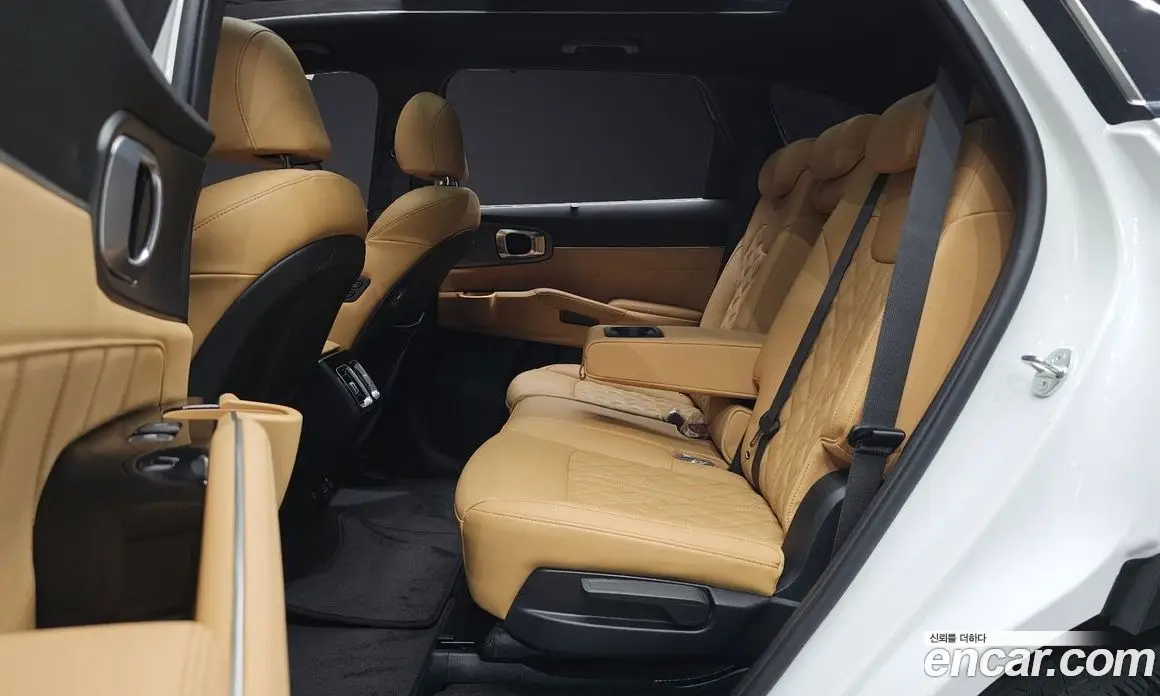 Kia Sorento 2023 1.6 автомат (гидро), фото 11