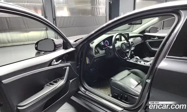 Kia Stinger 2017 2.0 автомат (гидро), миниатюра 10