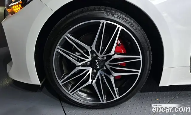 Kia Stinger 2022 2.5 автомат (гидро), миниатюра 5 Kia Stinger 2022 2.5 автомат (гидро), миниатюра 5