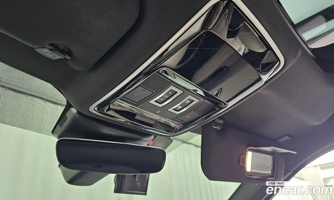 Land Rover Range Rover Velar 2019 3.0 автомат (гидро), фото 17