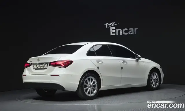 Mercedes-Benz A-Class 2020 2.0 автомат (гидро), миниатюра 2 Mercedes-Benz A-Class 2020 2.0 автомат (гидро), миниатюра 2
